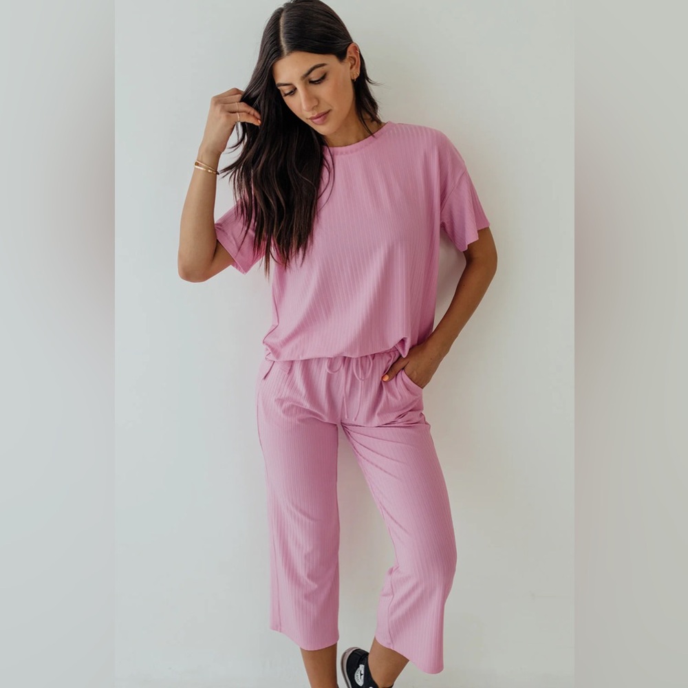 THE RYLIE RIBBED WIDE LEG SET IN BUBBLEGUM PINK BY PINK DESERT